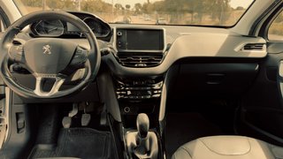 Peugeot 2008 1.2 110 CV - 2017