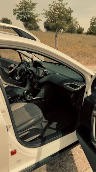 Peugeot 2008 1.2 110 CV - 2017