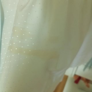 Vestido infantil blanco con cuello azul