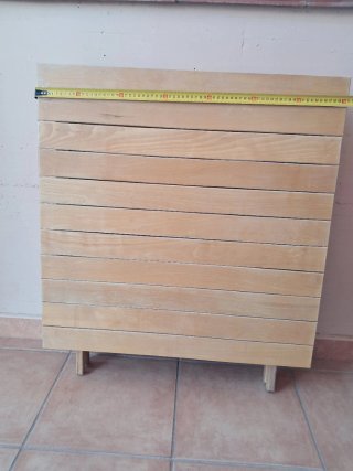 Tavolino in legno