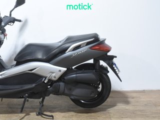 YAMAHA XMAX 125