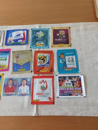 Messi Ronaldo 2022 + 13 bustine Panini