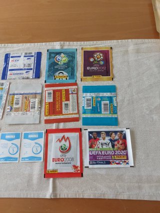 Messi Ronaldo 2022 + 13 bustine Panini