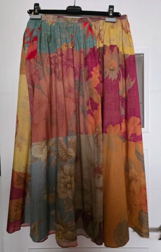 Falda Zara Estampada Patchwork Talla M