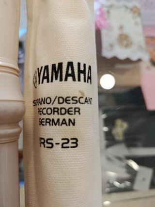 Lote 43 Flautas Yamaha YRS-23 con Funda. Nuevas.