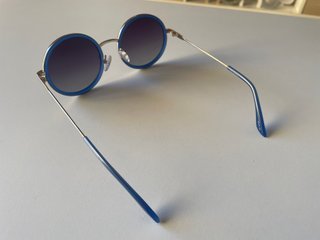Gafas de sol Mo azules y doradas