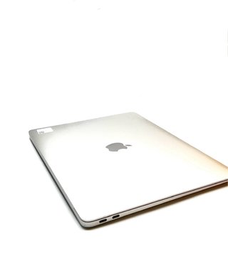 MacBook Pro Core i5 2.3 13 2019