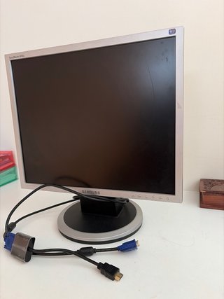 Monitor Samsung SyncMaster 940N 19” LCD