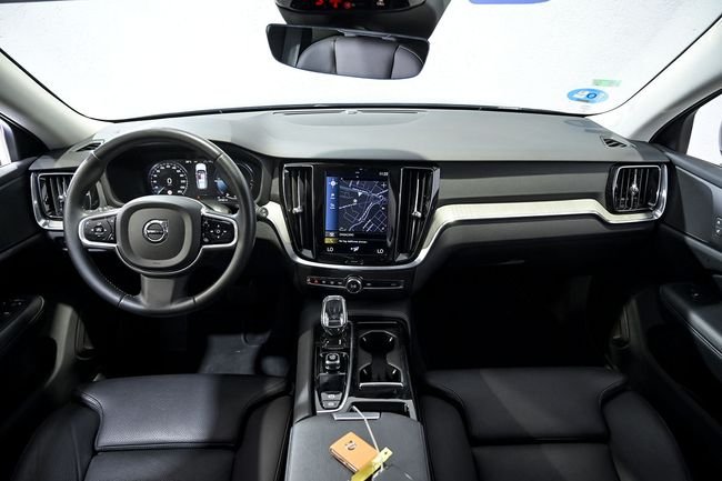 Volvo S60 2022, foto 7