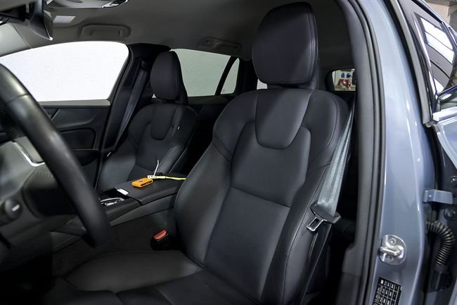 Volvo S60 2022, foto 8