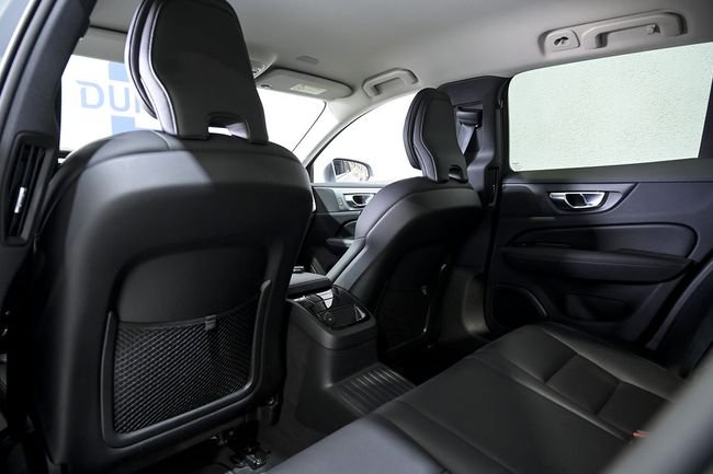 Volvo S60 2022, foto 15