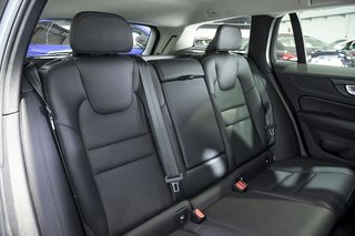 Volvo V60   2.0 T6 AWD Recharge Inscription Auto