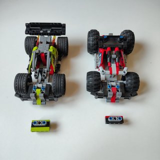 Lote 4 Auto LEGO Technic Pull-Back