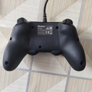 Mando Nacon con Cable PS4 Camuflaje