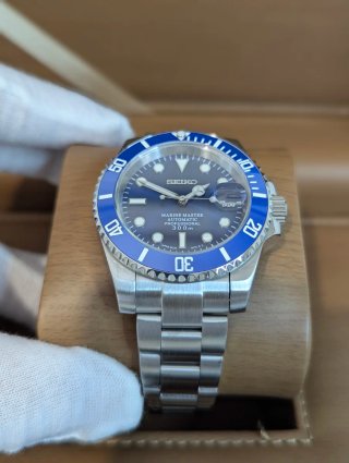 Reloj Seiko Mod Diver Azul y Blanco Automático
