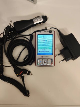 Nokia N95 libero + caricatori e accessori