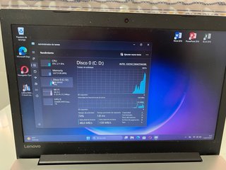 Lenovo i5 8va Gen 8GB RAM SSD