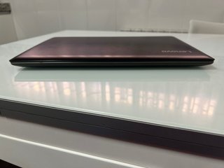 Lenovo i5 8va Gen 8GB RAM SSD