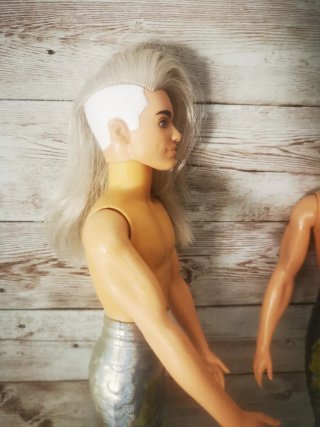 Muñeco Ken Sirena color reveal