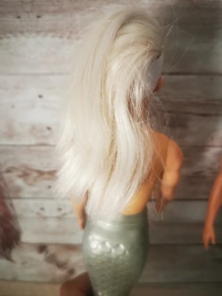 Muñeco Ken Sirena color reveal