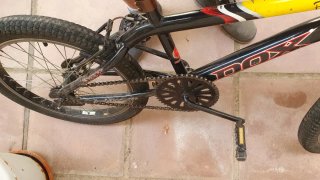 Bicicleta de cross DOX Negra y Amarilla
