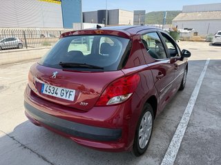 Peugeot 207 2010