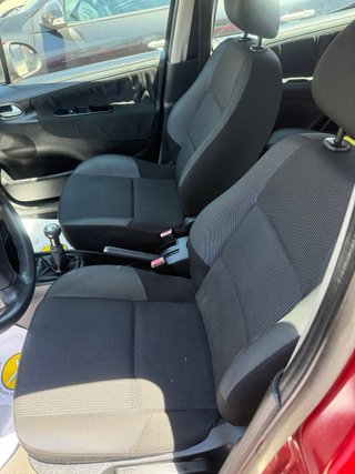 Peugeot 207 2010
