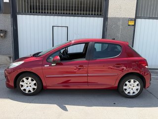 Peugeot 207 2010