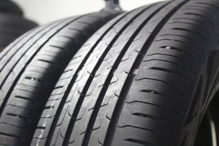 2 Gomme Continental 215 65 R17 103V