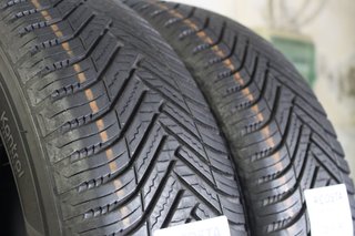 2 Gomme Hankook 205/70 R15 96T 4 Stagioni