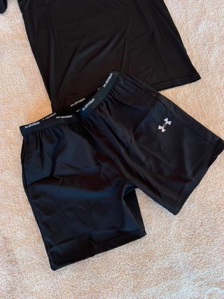Conjunto deportivo Under Armour negro