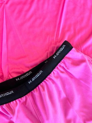Conjunto deportivo Under Armour rosa