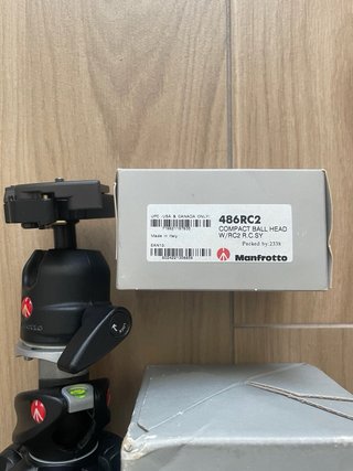 Trípode Manfrotto 190XPROB, con cabezal bola 486RC