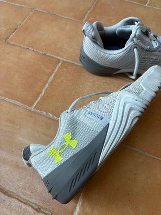 Scarpe sportive Under Armour Grigie