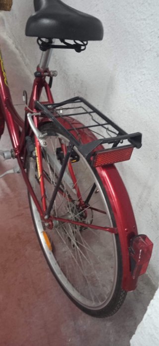 Bicicleta Paseo Roja con Cesta