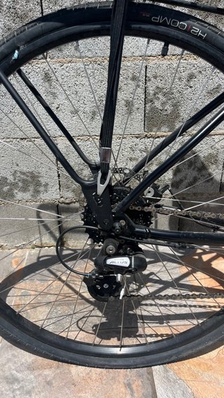 Bicicletta ibrida Trek 28" — Shimano Altus Black