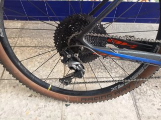 Bicicleta BH muy bien montada el precio es negocia