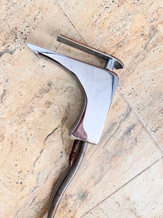Grifo de lavabo metal