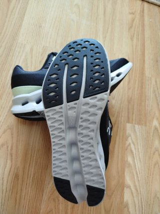 Zapatillas On Cloudsurfer
