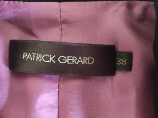 Chaqueta de marca+ regalo camiseta