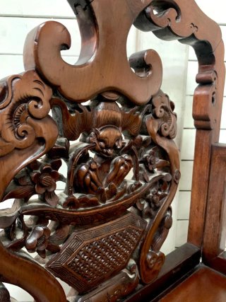 Sillón Oriental ceremonia. Madera Tallada. Antiguo