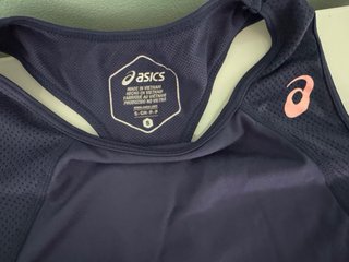 2 Camisetas Deportivas Asics Talla M
