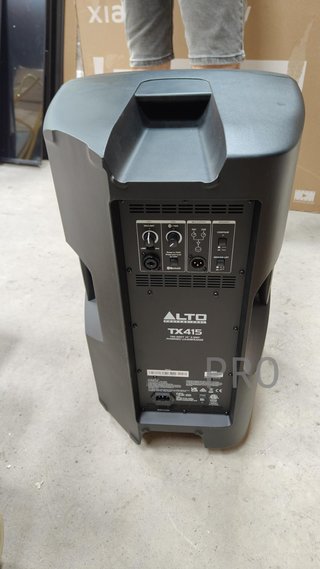 Altavoz Autoamplificado 700W 15 Pulgadas
