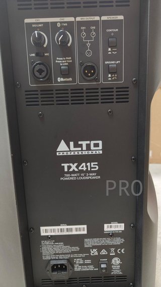 Altavoz Autoamplificado 700W 15 Pulgadas