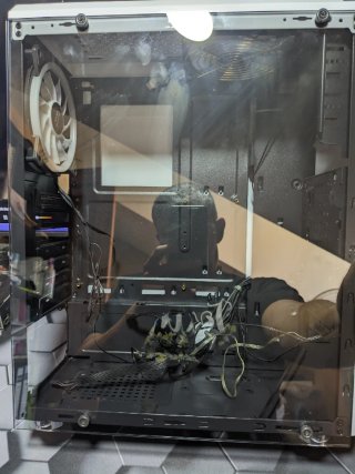 Caja PC Mars Gaming con cristal templado