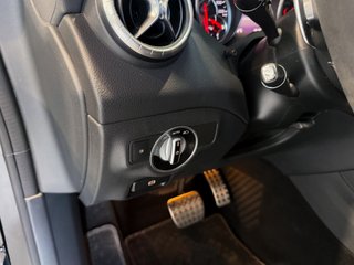 MERCEDES-BENZ CLA 45 AMG SHOOTING BRAKE 4MATIC 381CV 5P
