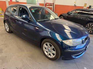 BMW 116i 122cv AZUL ETIQUETA C
