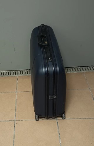 MALETA Grande PLASTICO Azul 4 Ruedas 68cm alto
