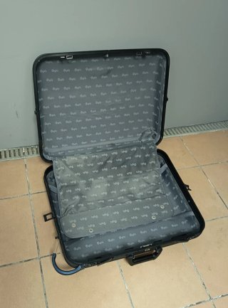 MALETA Grande PLASTICO Azul 4 Ruedas 68cm alto