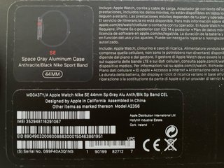 Apple Watch SE 44mm Nike Nero + Caricatore